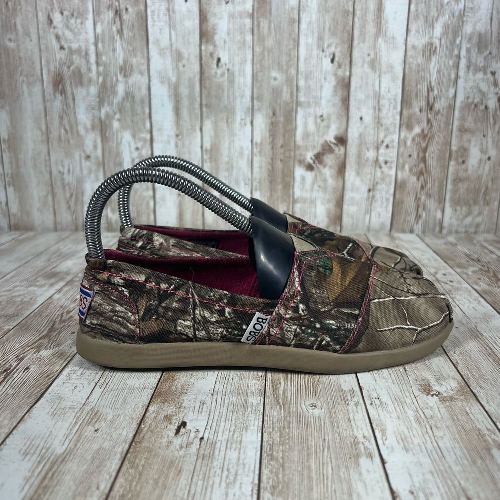 Skechers bob’s real tree camo slip Ons Womens 6
